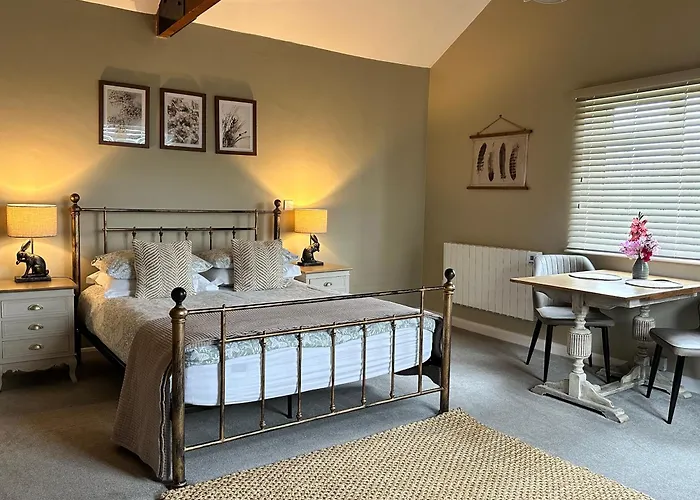 White House Farm - Beautiful Self Contained Courtyard Rooms